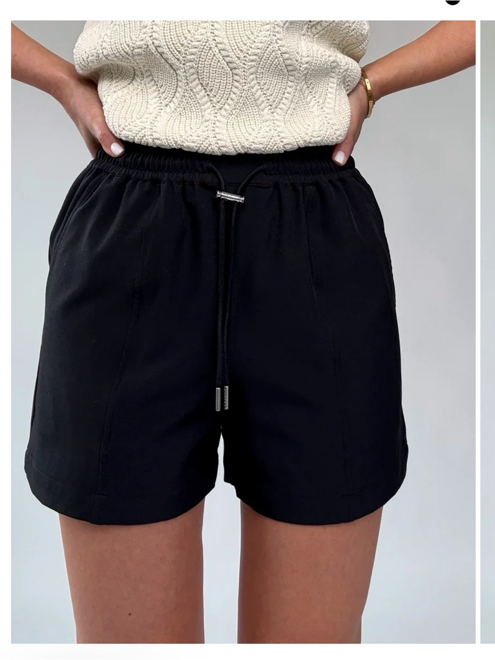 VARLEY ESMOND MID RISE SHORT - BLACK SZ SMALL